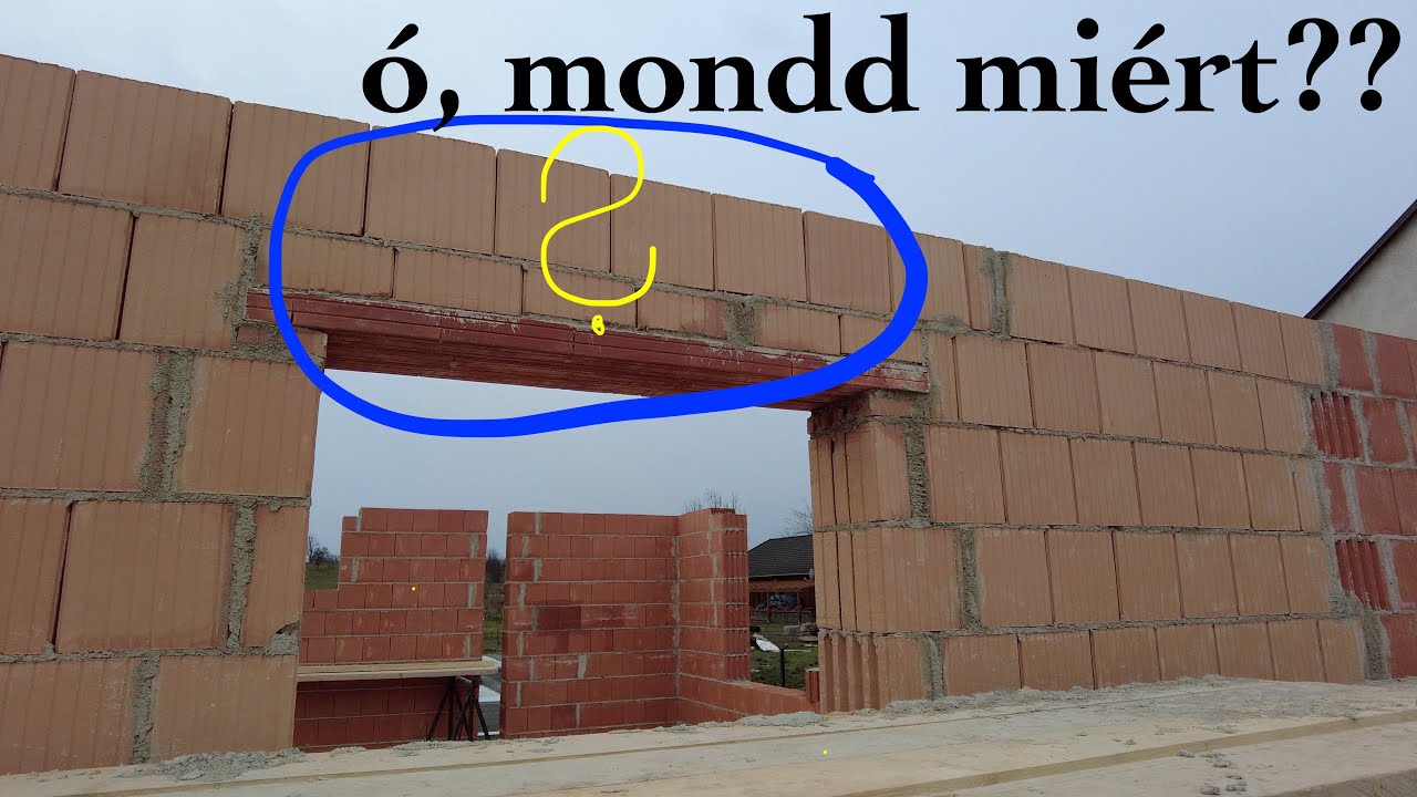 Itt a piros, hol a piros? Sajnos csak az áthidaló piroslik, a tömör tégla már nem került oda!