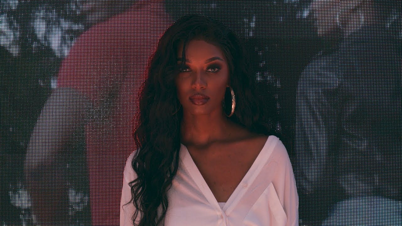 Ronisia - Désolée ( clip officiel )