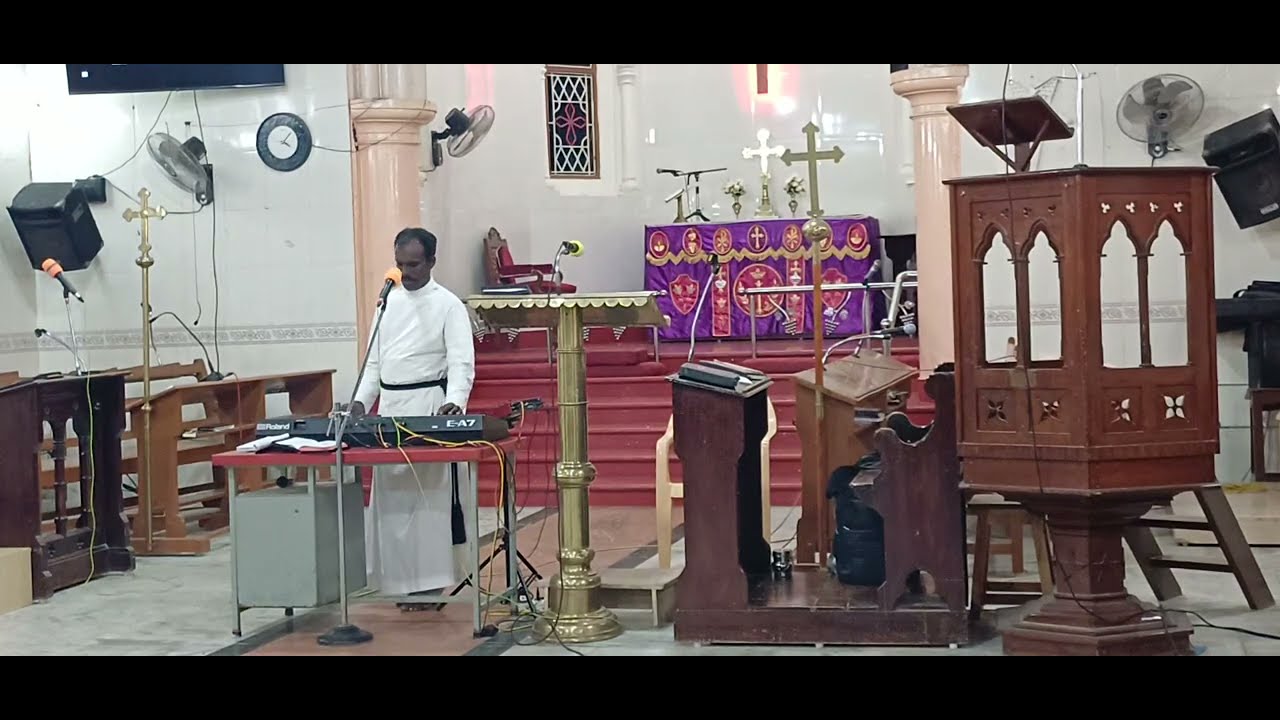 // கர்த்தாவே தேவர்களில் உமக்கு ஒப்பானவர் யார்//