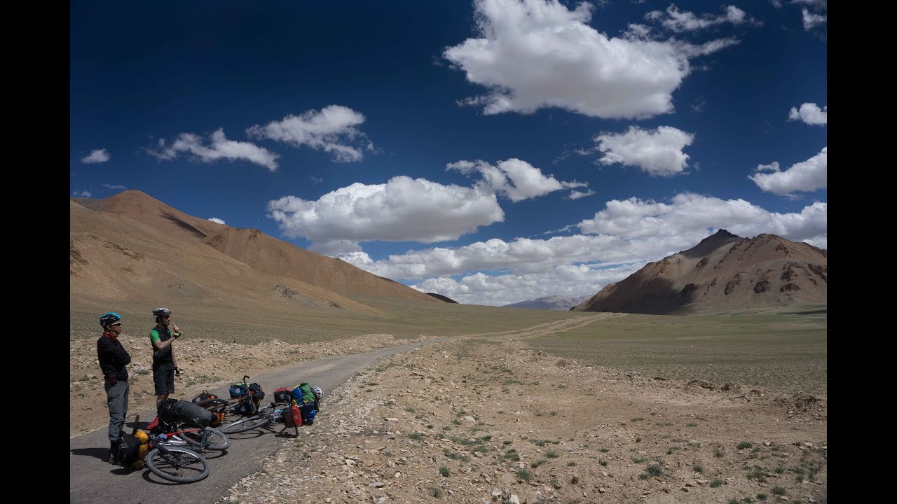 Cycling Ladakh, Spiti and Changtang - Indian Himalayas by bike