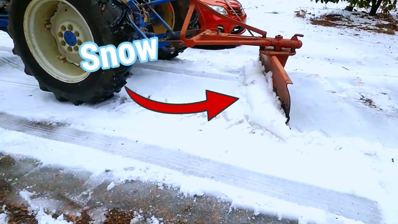 Snow plowing with the Ford 3910