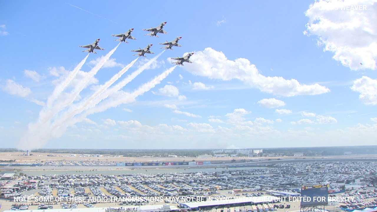 USAF THUNDERBIRDS EXCITEMENT DURING DAYTONA 500 FLYOVER
