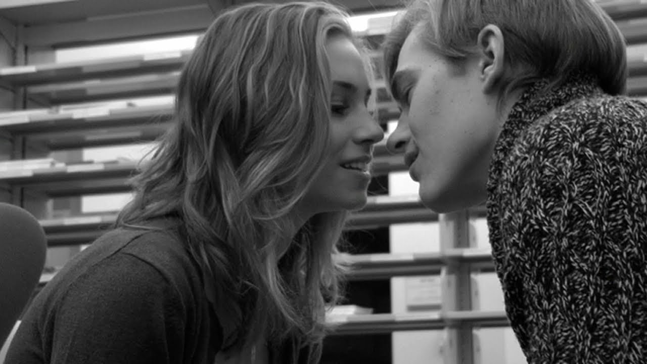 Adele - Someone Like You (Music Video)