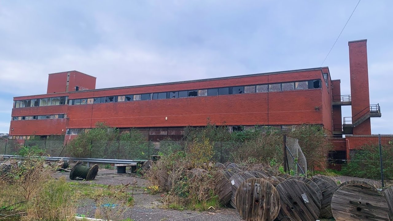I return to the Abandoned BT exchange building Eastbourne in East Sussex.