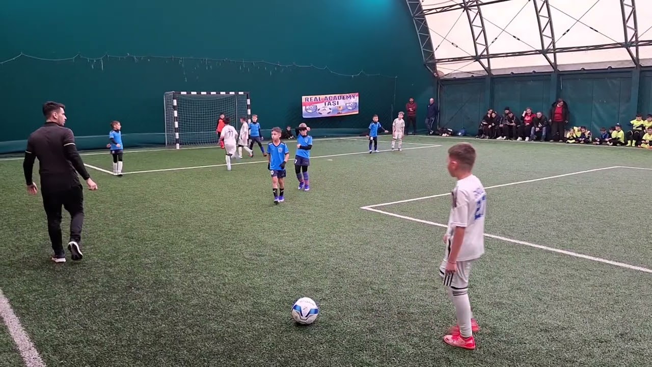 Real Academy - Kinder Braila 