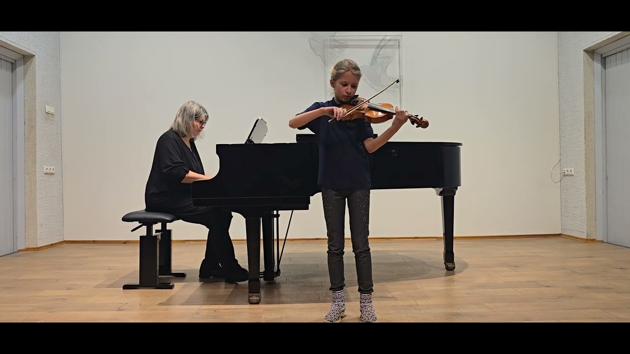 Balys Dvarionas. Valsas D - dur.  Atlieka 2 kl.  mok.  Beatričė Palaimaitė.