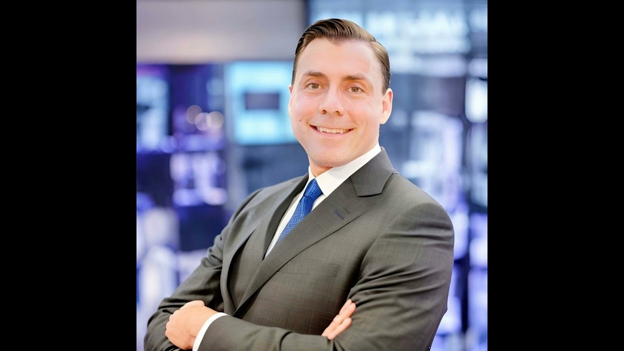From Clicks to Trust: Win TV & Podcast Spots with Real Thought Leadership
