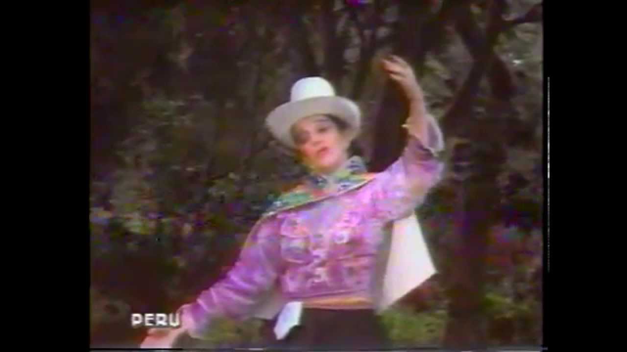 Alicia Maguiña - Picaflor Tarmeño (Huayno)
