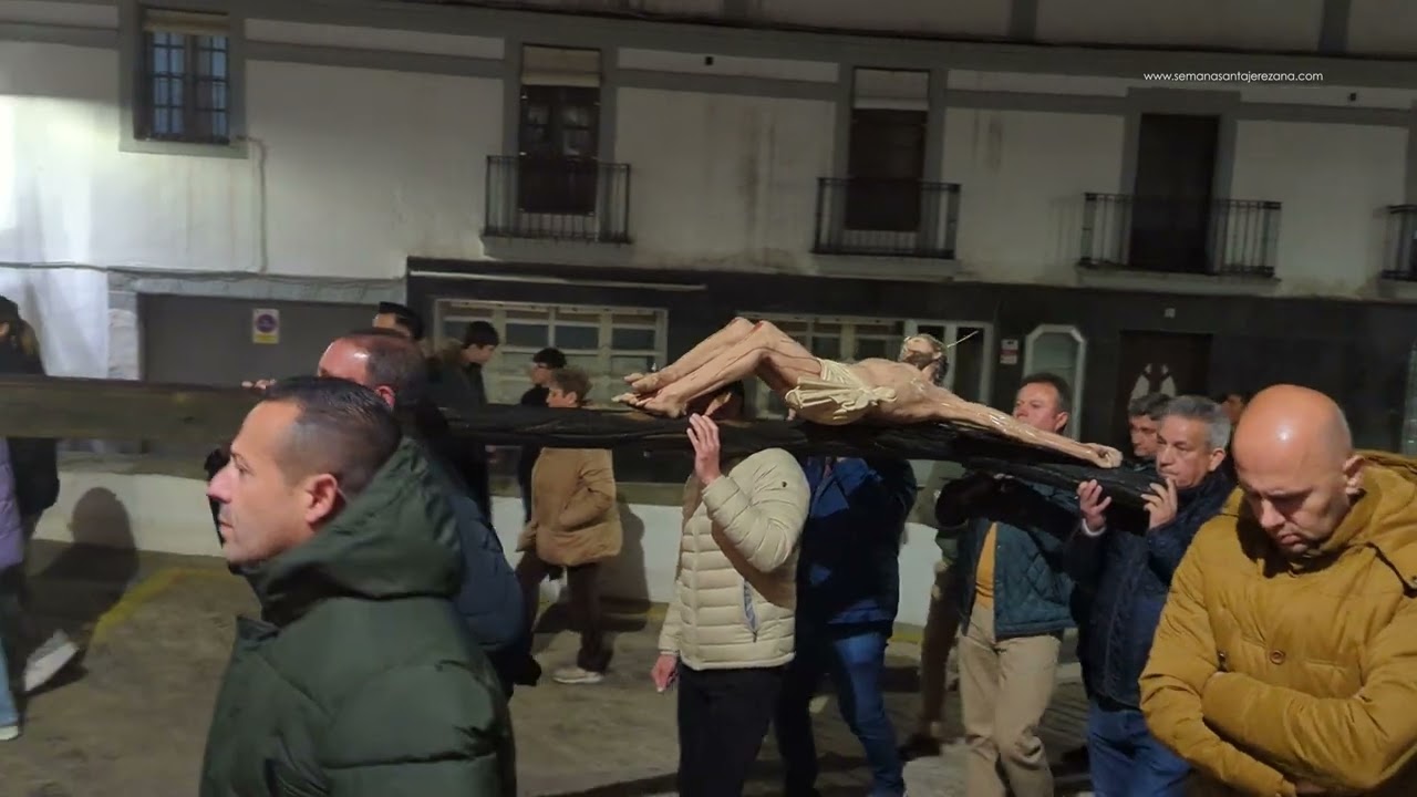 Traslado del Santísimo Cristo de la Vera Cruz | Cuaresma 2024 en Jerez de los Caballeros