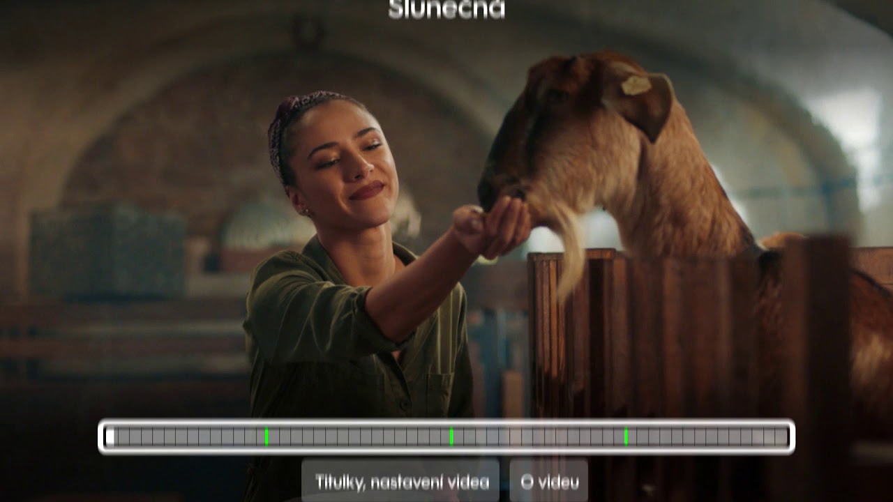 Podporuje va&scaron;e televize červen&eacute; tlač&iacute;tko?