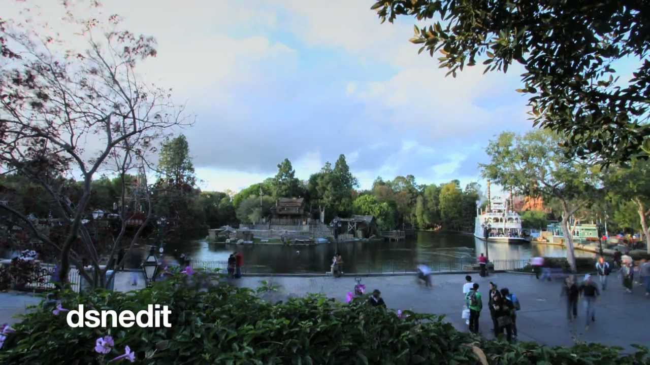 Disney-lapse: A time-lapse journey through Disneyland.