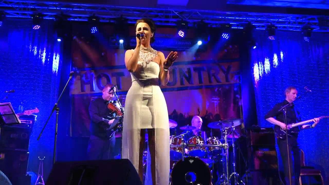 LISA McHUGH LIVE AT HOT COUNTRY AWARDS IN MULLINGAR