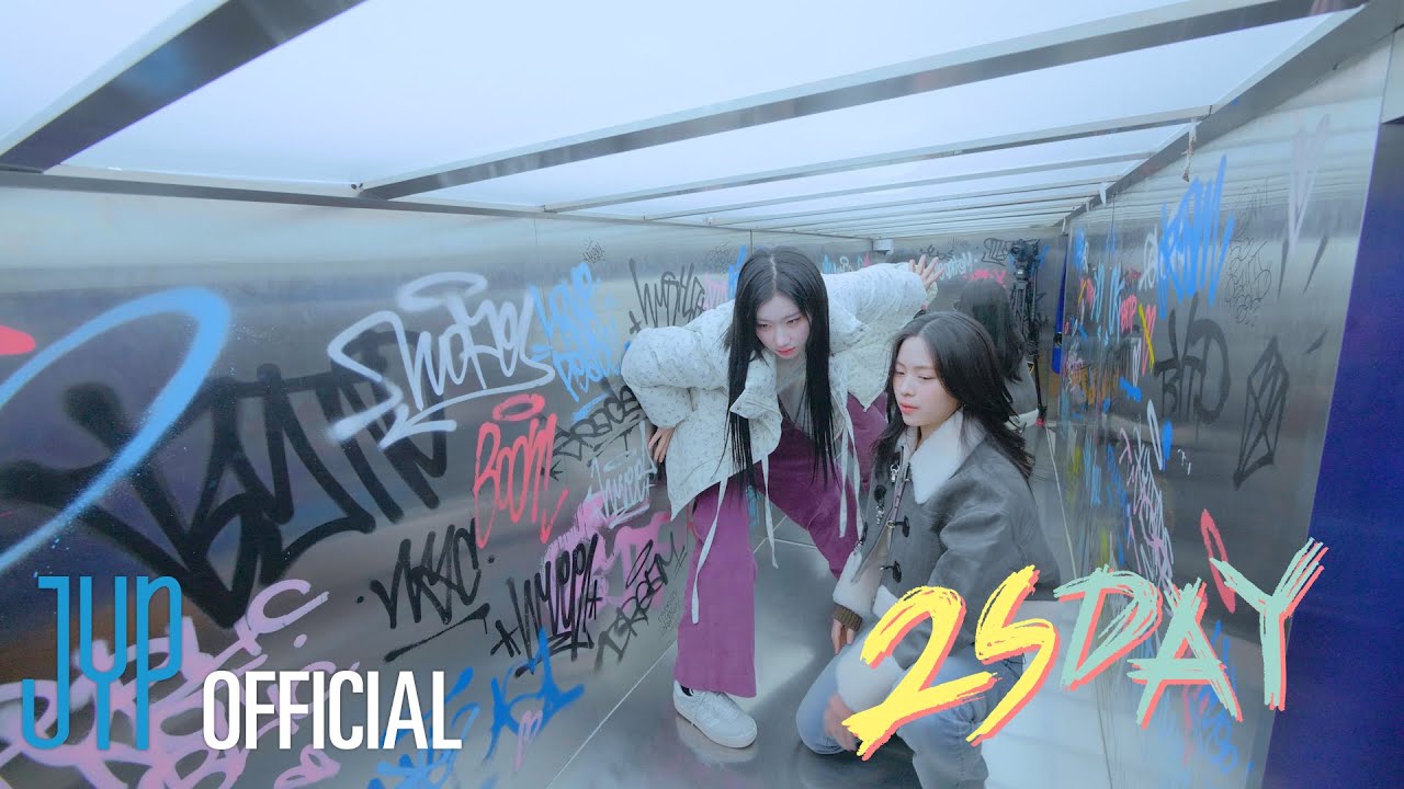 MZ 공일즈의 홍대나들이 (이색포토, 신년운세, 타로, 폰꾸) | ITZY 