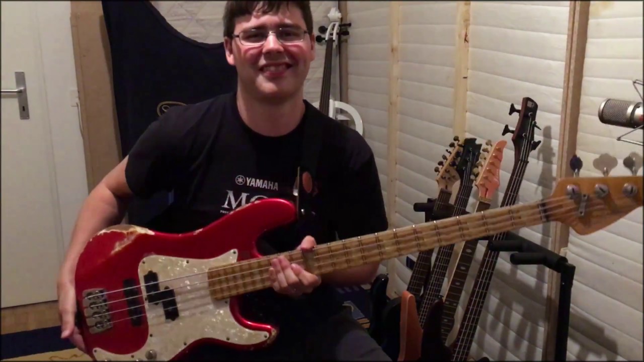 Having fun with my new Sandberg Bass while playing 