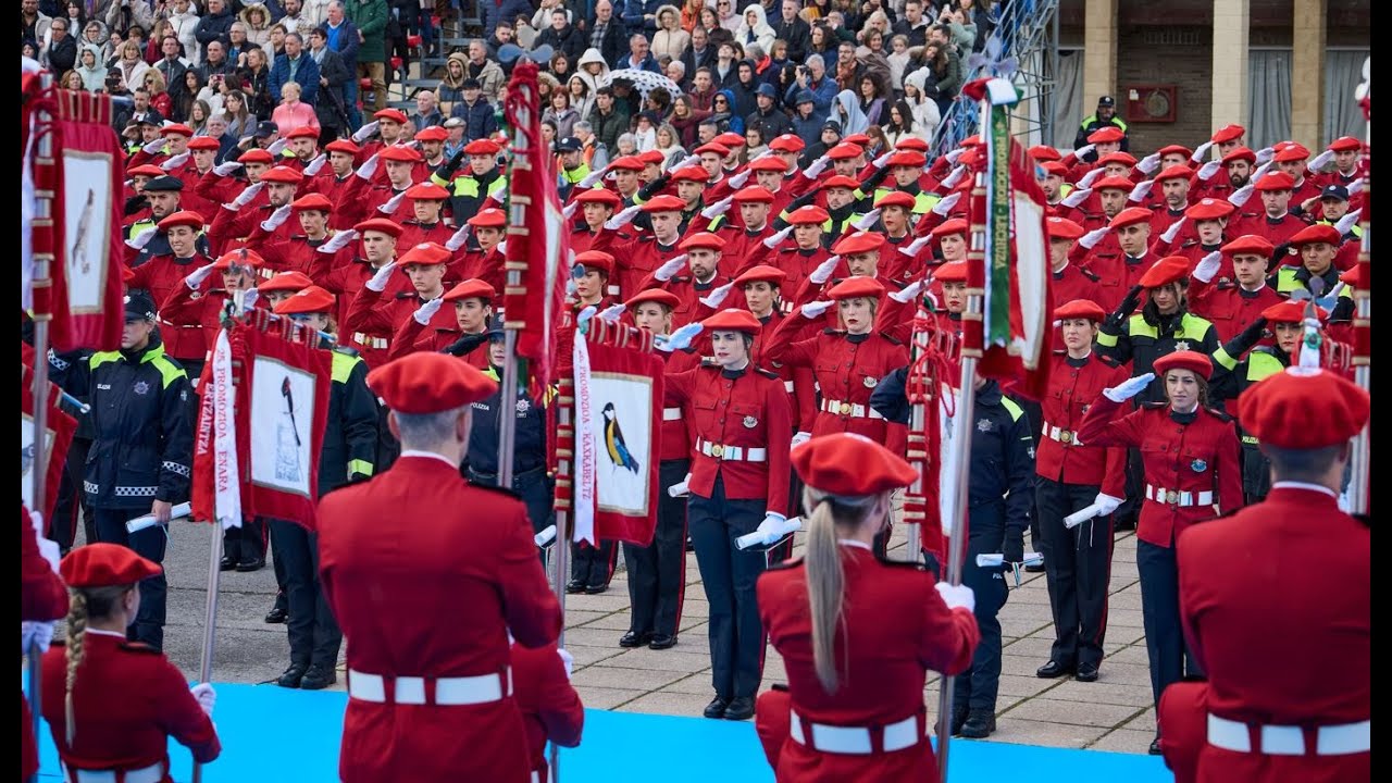 #EUSKALPOLIZIA | Agenteei egiaztagiriak banatzeko ekitaldia | Acto de entrega de credenciales | 2023