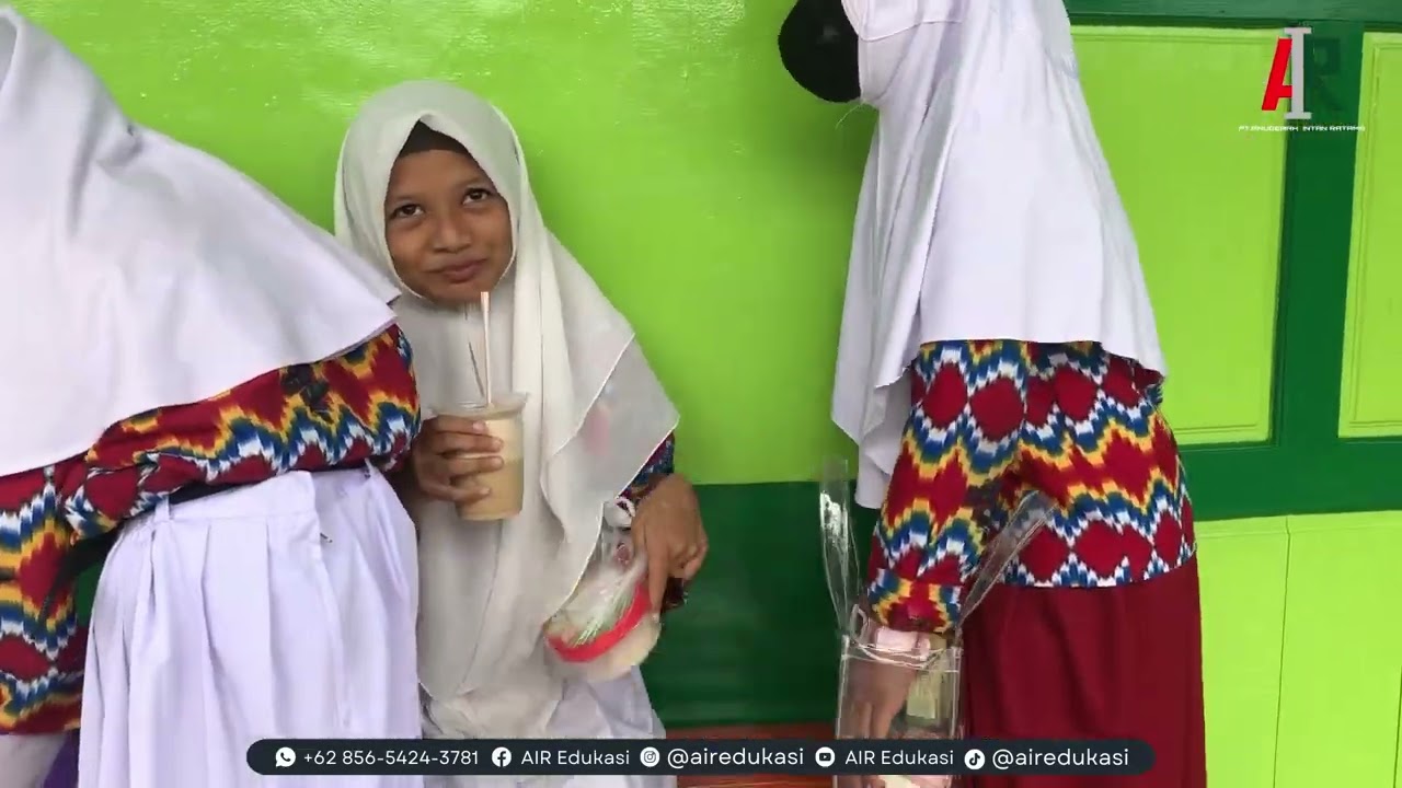 Film Dokumenter : Sekolah Dasar Negeri 28 Pontianak