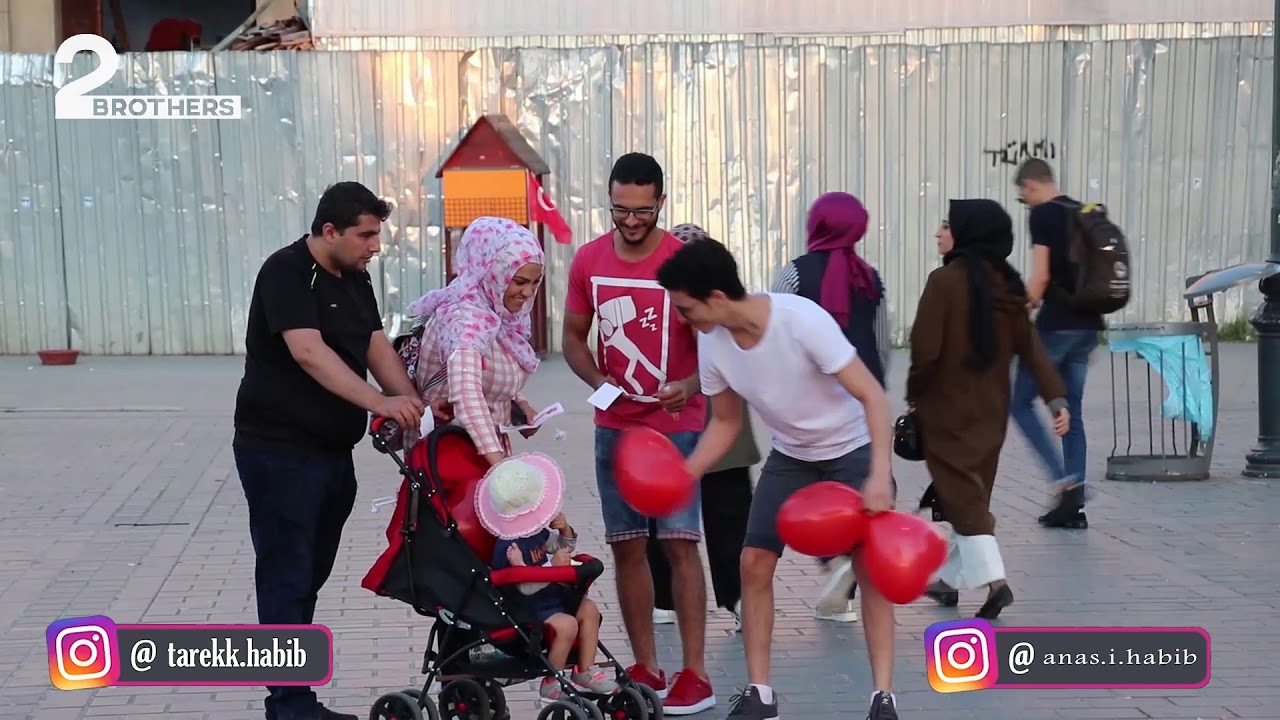 العيد في تركيا | تجربة إجتماعية | شاهد ردة فعل الأتراك