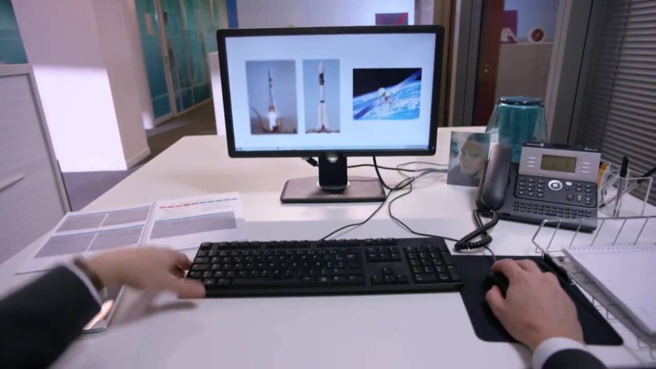 Denis - Souscripteur d'Assurance Spatiale