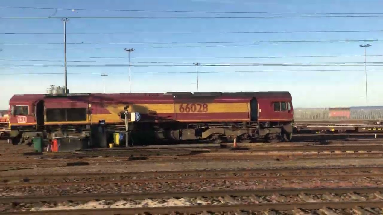 2F17 320316-320311 Cumbernauld-Dalmuir passing Mossend 14/02/26