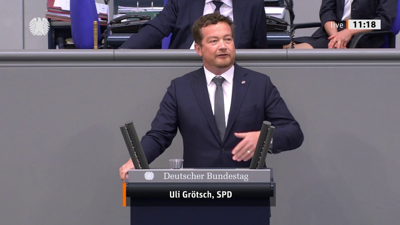 Uli Gr&ouml;tsch im Bundestag: Lieblingsthema der AfD - die Antifa