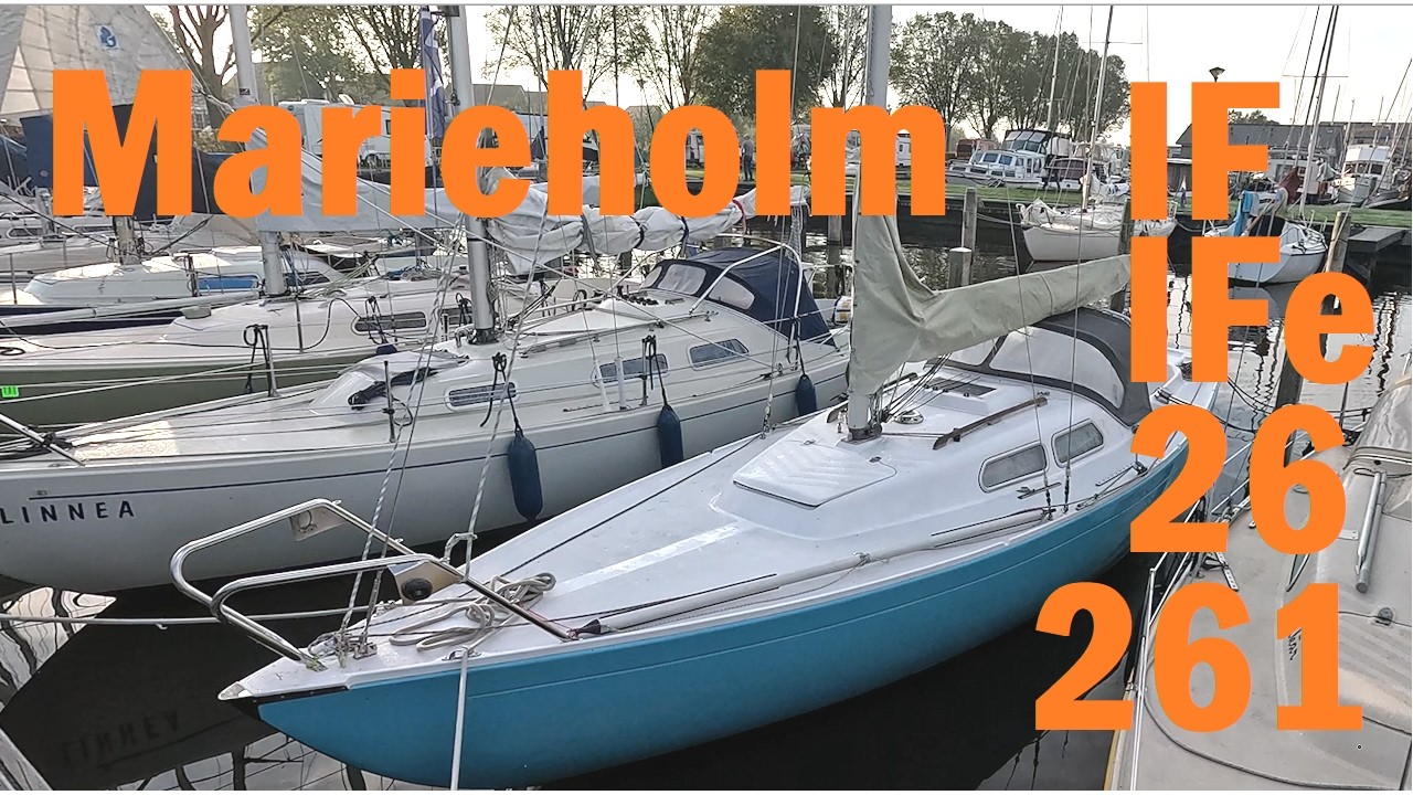 15x Marieholm in de haven van Heeg  - Sailing Marieholm IF