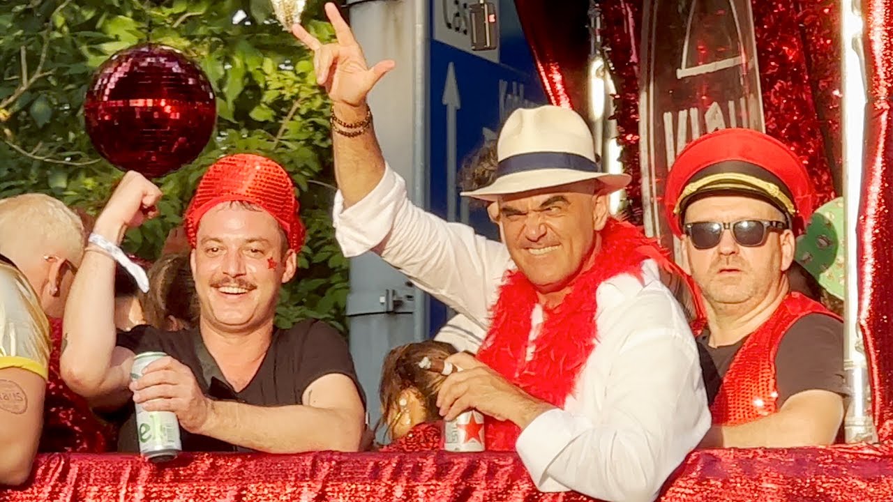 Federal President Alain Berset is partying hard at Street Parade 2023 August 12 in Zurich 🇨🇭 4K HDR