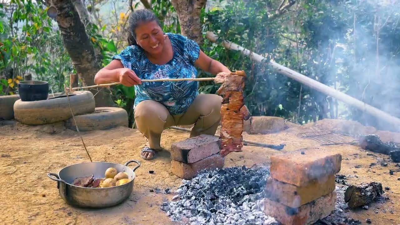 Llegó mi hermano Angel a los años a visitarnos en la finca y le hice una carne asada con mote y papa