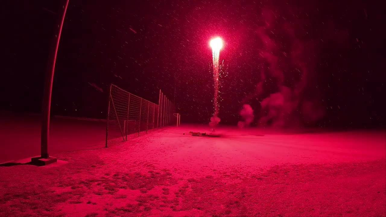 Vorschießen von Blomenhofer Pyrotechnik in Lichtenfels am 29.12.2025 in Bodenhöhe