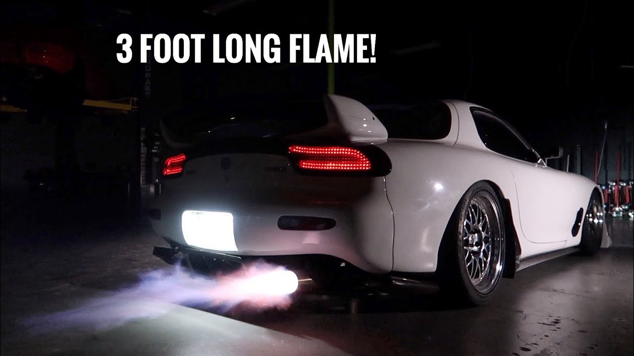 Built RX-7 Shoots Flames! *WARNING LOUD*