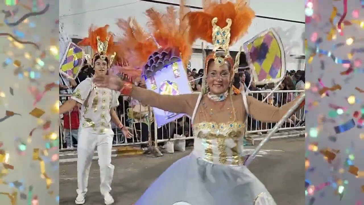 Desfile de Centro Recreativo y Escuela de Samba Yvy Maraey