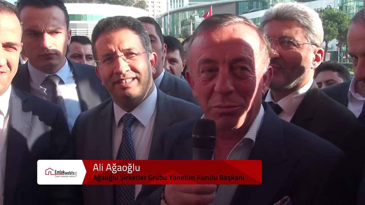 Dönerci Ali Usta'nın açılışına Ali Ağaoğlu katıldı