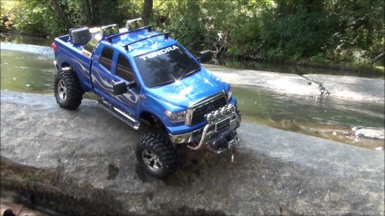 Tamiya Toyota Tundra Highlift Series RC 4x4.