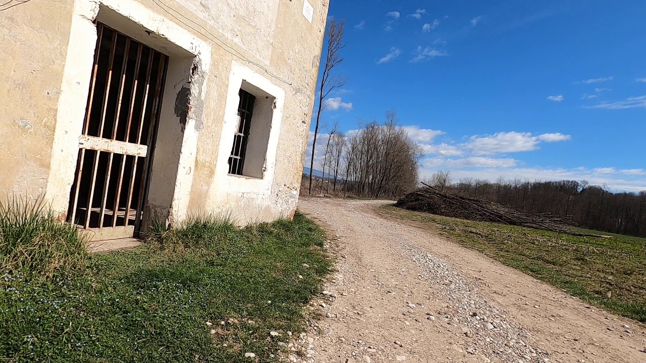 Montello - Tratto Dx Piave da Via G  D'Annunzio incrocio Via del Fante fino a Via X Armata incrocio.