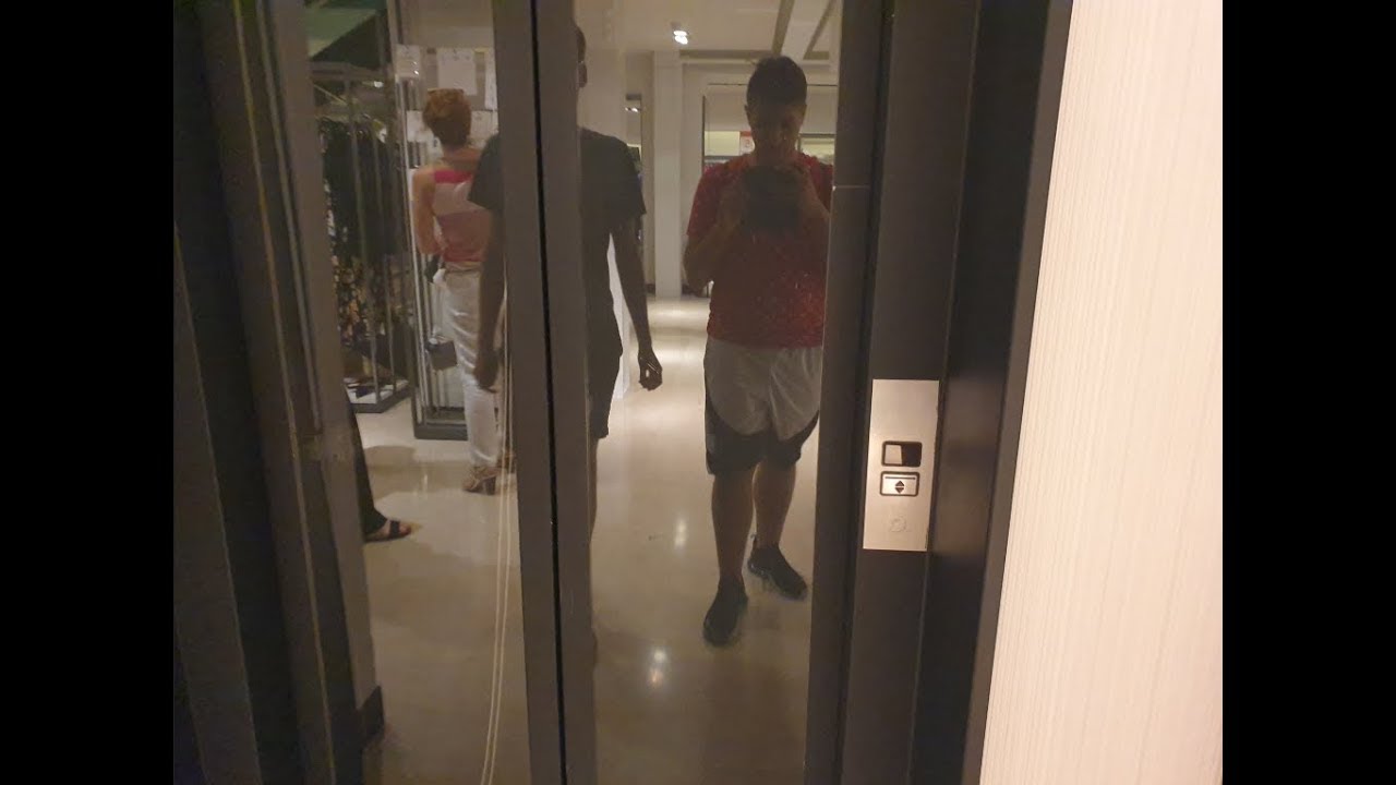 2007 Schindler Eurolift MRL Traction Elevator@Zara Palermo D.Store, Palermo, Italy