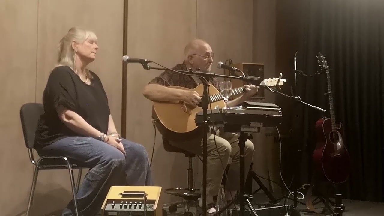 Mike Silver feat. Julie 
