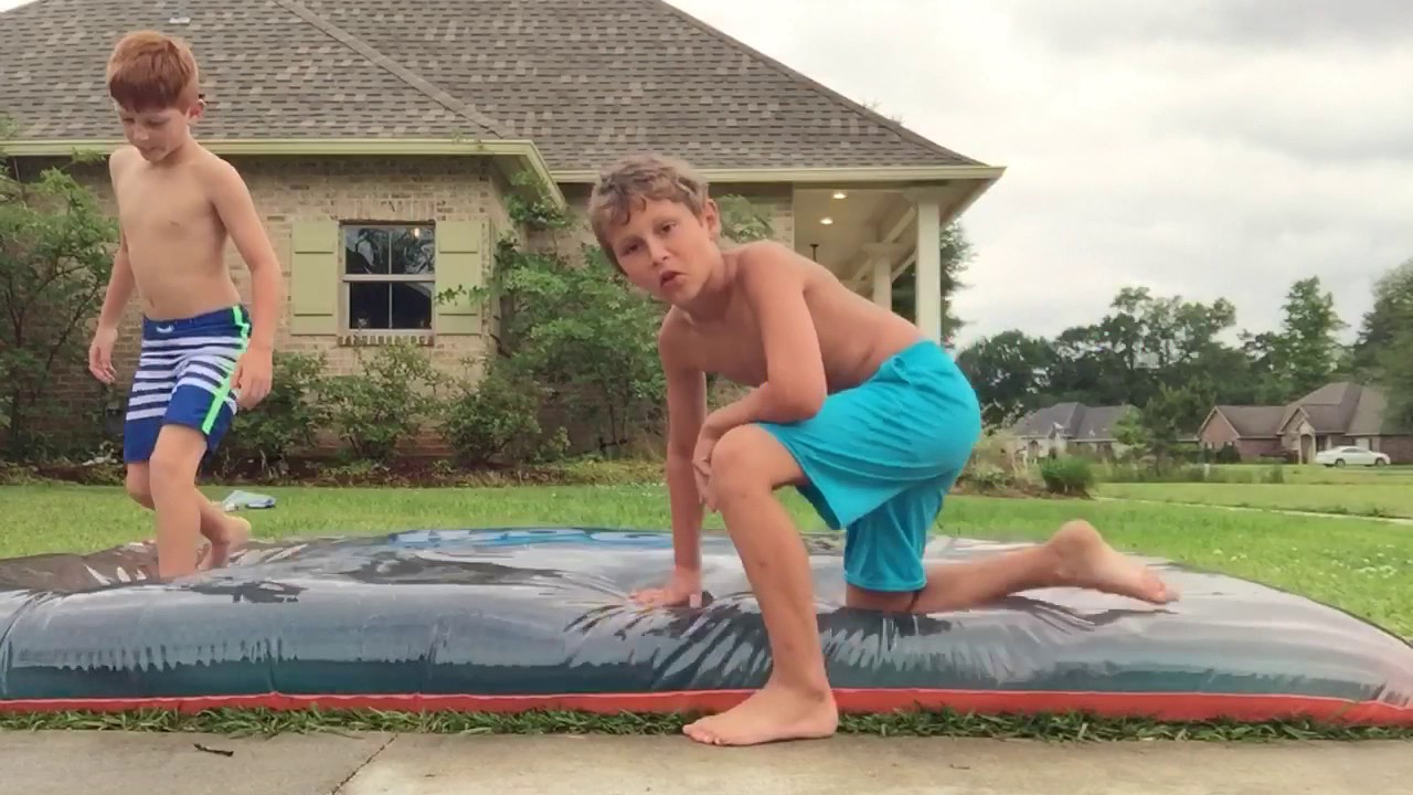H2O Go Water Blob Review by Caker Gamers
