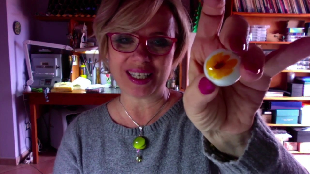 Video tutorial soffiatura perle in vetro di Murano con applicazione di murrine. Glass blowing beads