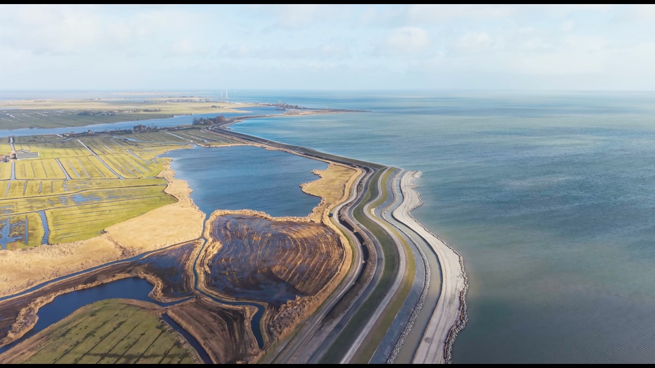 Versterking Markermeerdijken vanuit de lucht - maart 2026