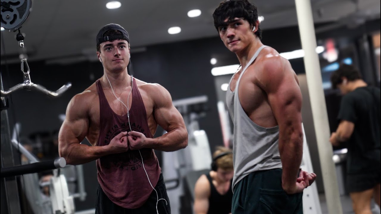 BULKED CHEST DAY REUNION