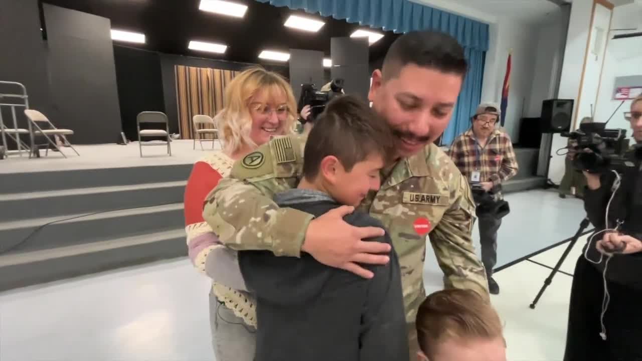 Army dad returns from deployment, surprises son at Glendale school