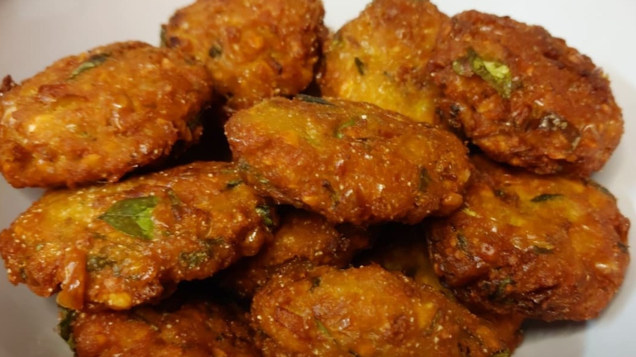 Crispy Sweet Corn Vada Recipe | Easy Evening Snack | Maanyasri Kitchen