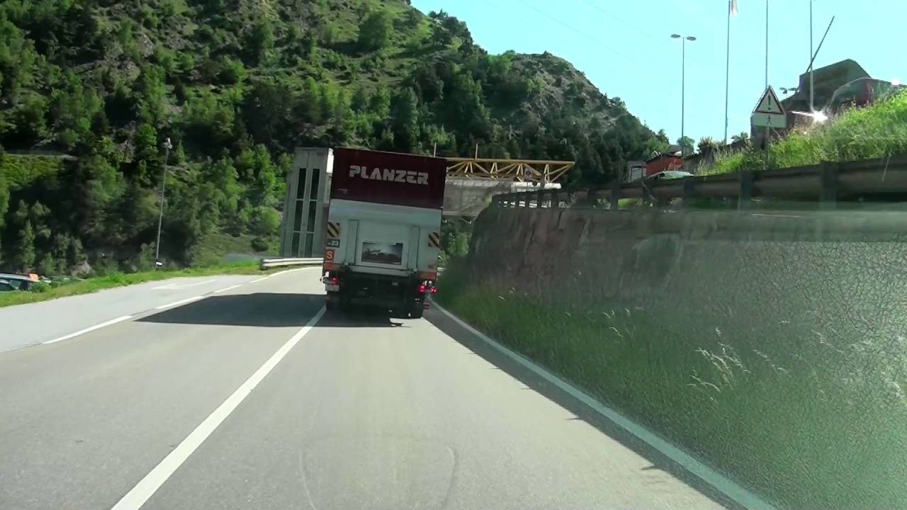 Driving from Brig to Luzern Switzerland/ Realspeed
