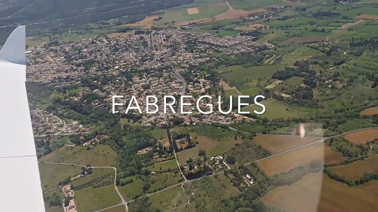 Fabregues   Petit survol de la commune en Gaz'aile 2