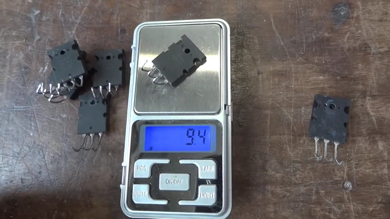 TRANSISTOR 2SC5200 2SA1943 DESCOBRINDO SE É FALSO FALSIFICADO COMPARANDO O PESO TEM QUE TER ~9,3G.