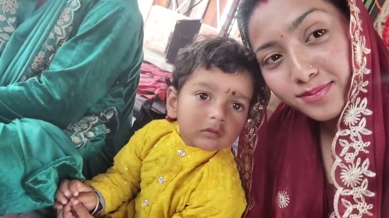 शिवरात्रि का पृसाद खालो आजाओ दोस्तों🍛🍛🍛😘😘😋#familyvlog #love #shivshankar #like#follow viralvidio