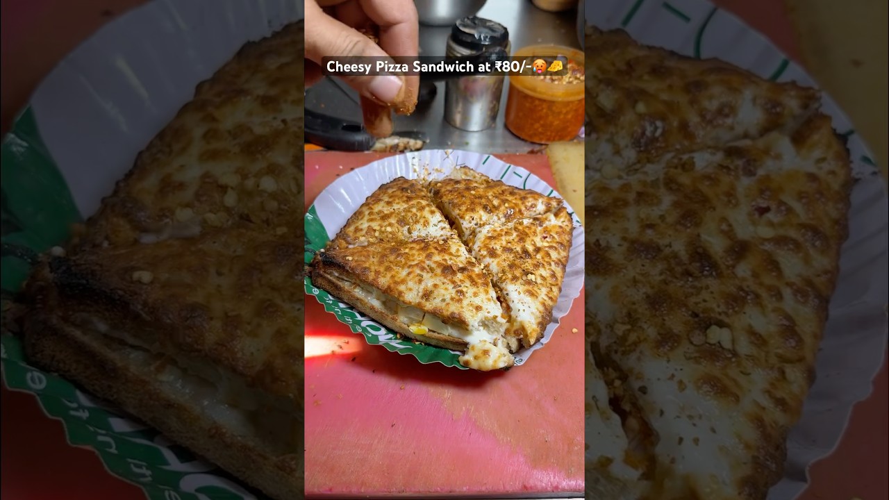 Delhi&rsquo;s Cheesy Pizza Sandwich😳❤️ at ₹80/- #shorts #sandwich #indianstreetfood
