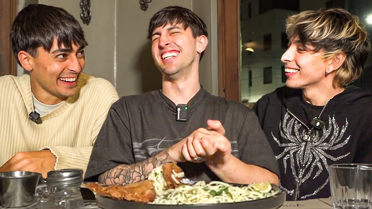 TRES YOUTUBERS Y UN RESTAURANT !!