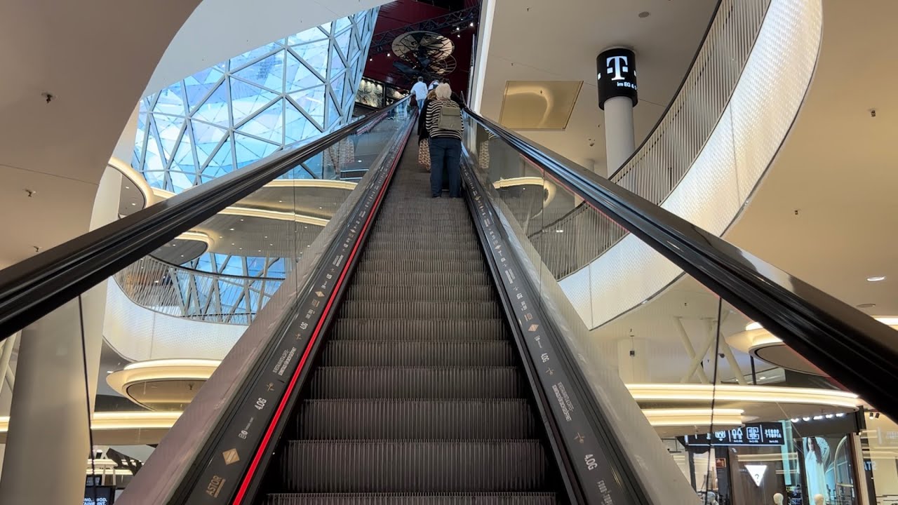 Frankfurt, Germany. 5x ThyssenKrupp Escalator ride at MyZeil Shopping Centre - Very Tall escalator!