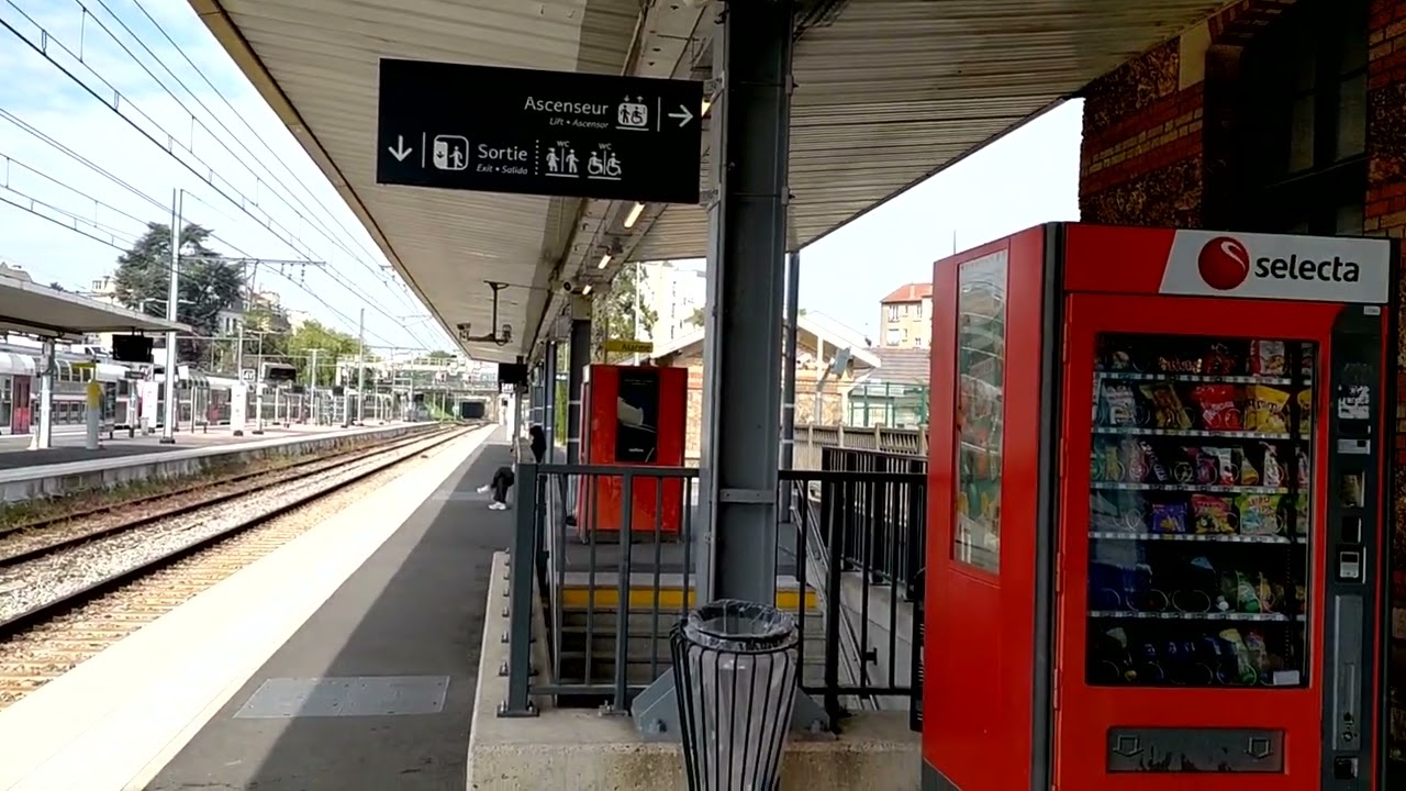 Chaville Velizy RER C