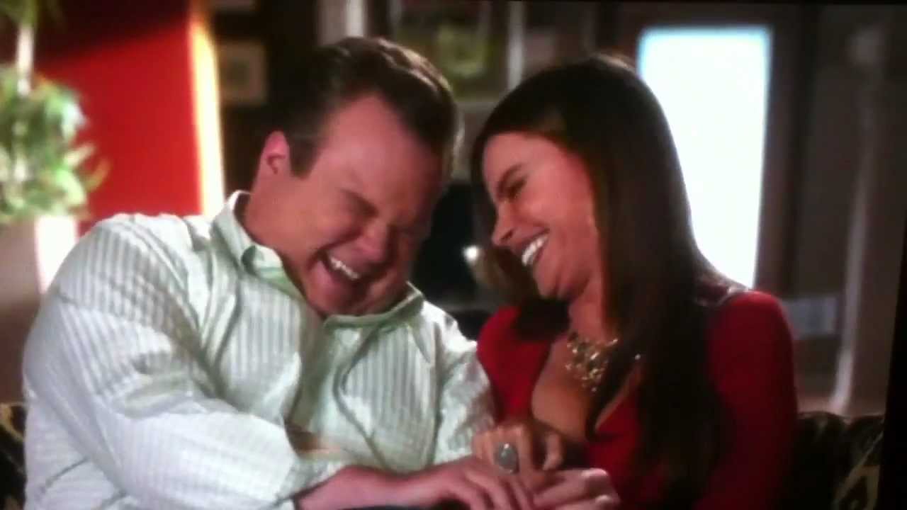 Hilarious Modern Family Scene with Cam And Gloria: MOVIE NIGHT!